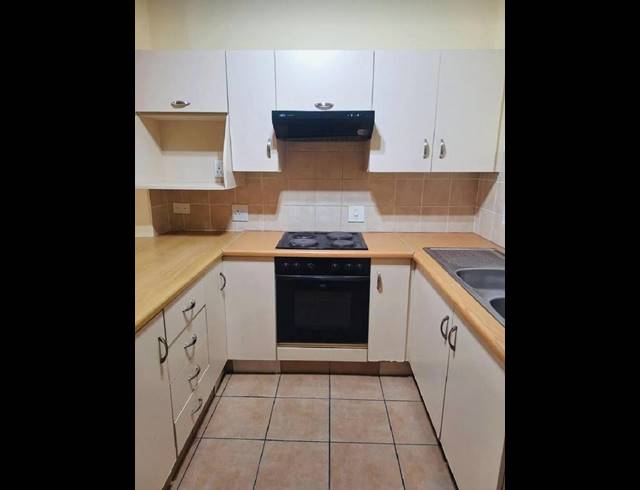 2 BEDROOM PROPERTY TO RENT IN CAVERSHAM GLEN